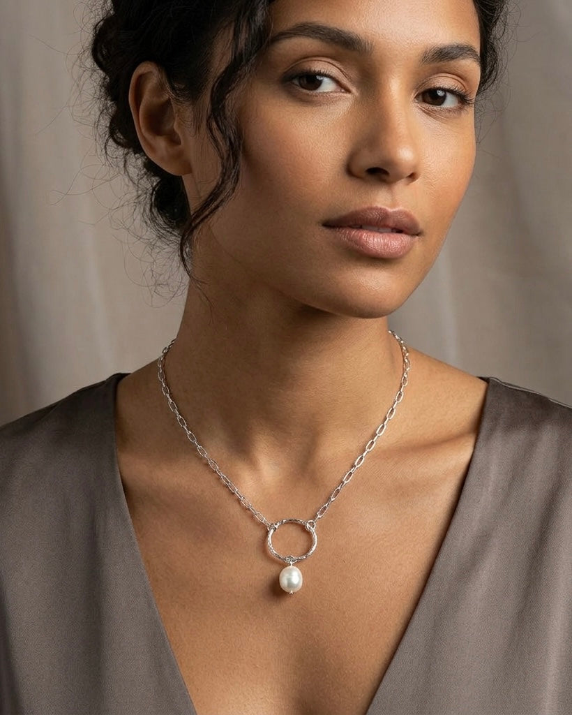 Juela Necklace