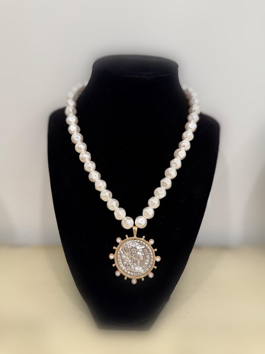 Kate Necklace